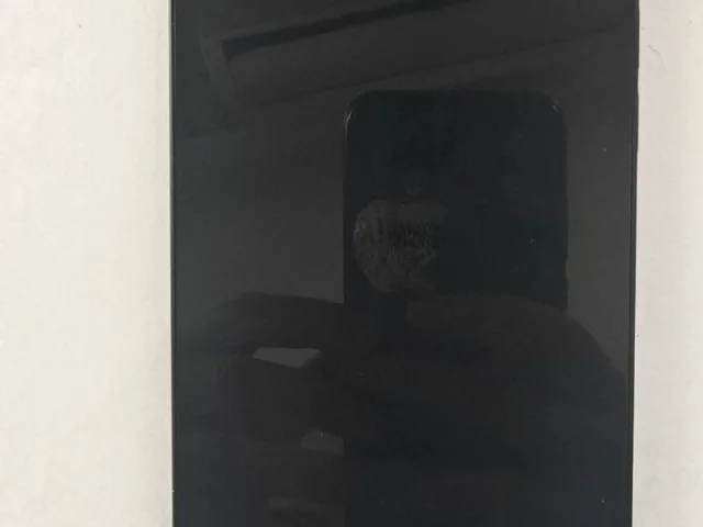 Фото: Продаю Iphone 14 plus цвет midnight АКБ 84% состояние хорошее все функции работают