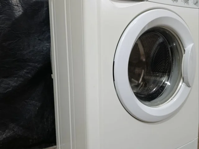 Фото: Продаю 2 стиральные машины INDESIT A Class на 6 кг 1000 оборотов, и на 5 кг Габариты В 85 Ш 60 Г 40 см. Многофункциональ