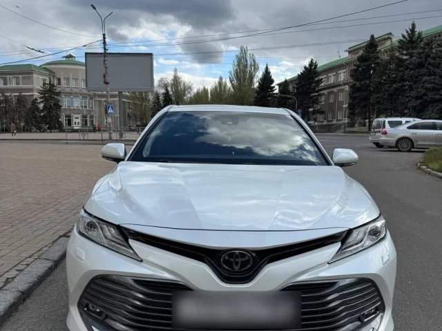 Фото: Продам Toyota Camry XV70 2020 г.в., двигатель 2.5., АКПП - 6 ступенчатый Aisin, 180 л.с., пробег всего 80 тыс. км., авто