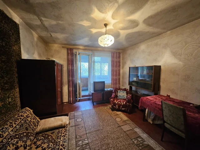 Фото: Сдается светлая 1-комнатная квартира, ул. Жукова 24 (район Строитель)
