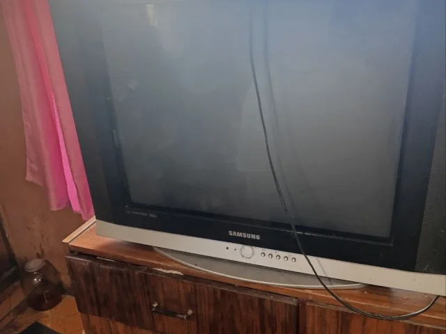 Фото: Телевизор Samsung. кинескопный. Работает. Макеевка. Даки