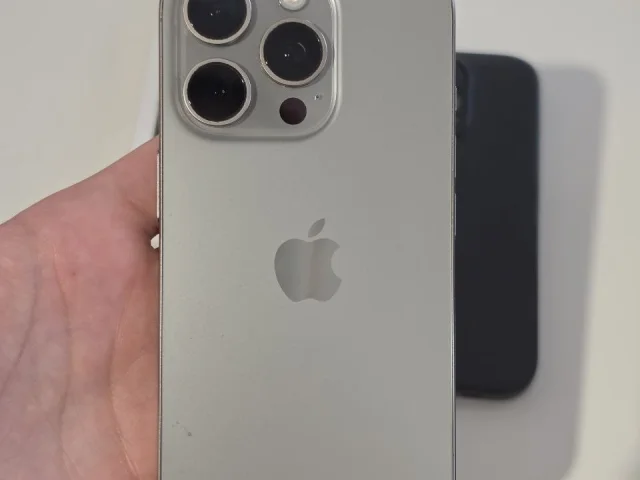Фото: Продам iphone 16 pro 128Gb Sim+Esim