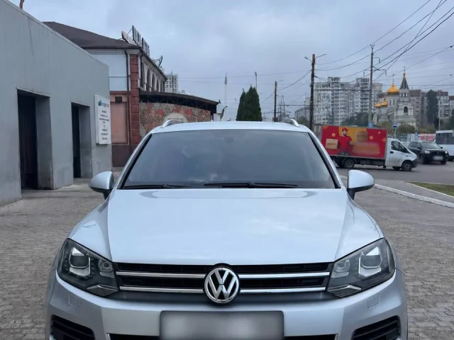 Фото: 🚙 Продаётся Volkswagen Touareg 2010 года — надёжный внедорожник в отличном состоянии