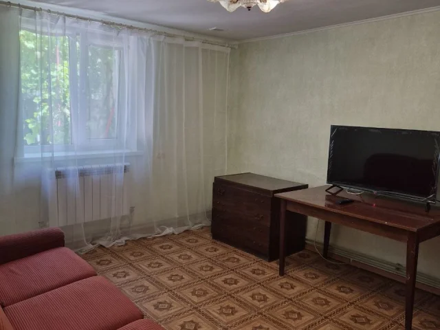 Фото: В долгосрочную аренду предлагается 2 комнатный дом по ул. Кирова, Нижняя Новоселовка в Центральном районе