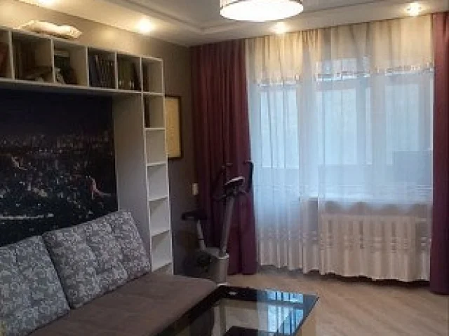 Фото: Аренда 3 ком, проспект Мира,1, эпф, Ворошиловский район, в пешей доступности Изумруд !