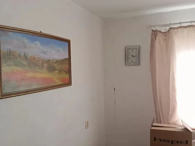 Фото: Продам 4 комнатную в Луганске на кв.Мирном