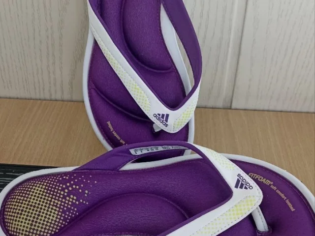 Фото: Сланцы Adidas 37р