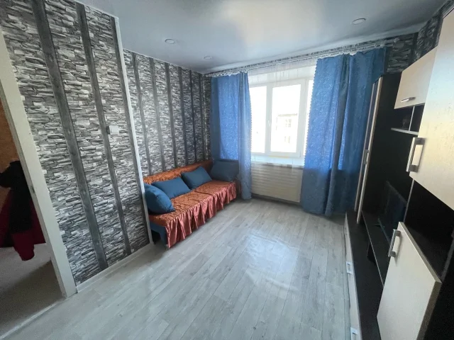 Фото: Сдаётся 1 комнатная квартира в городе Макеевка на Бажанова по ул. Руднева. Квартира в ухоженном состоянии, утеплённая. Н