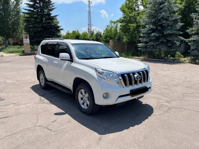 Фото: Toyota land cruiser prado 150 . Год 2014. Пробег
