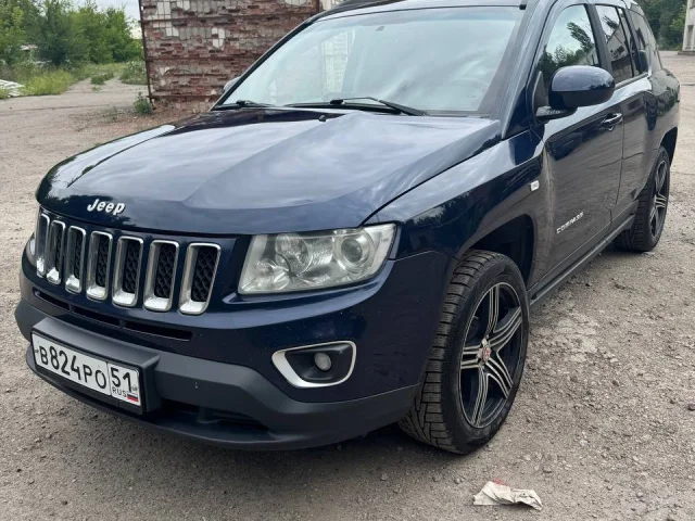 Фото: Jeep compass