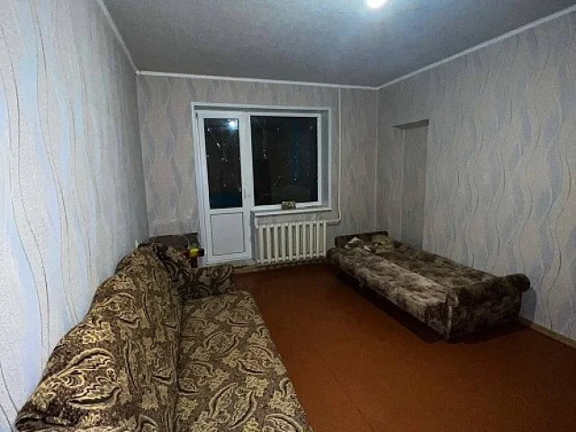 Фото: 1 комн., Артёма, 36м2, 2/9