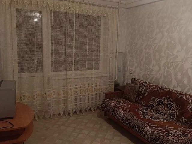 Фото: Продам 1к комнатную квартиру в Харцызске, верх Черёмушек, м-н. Металлургов