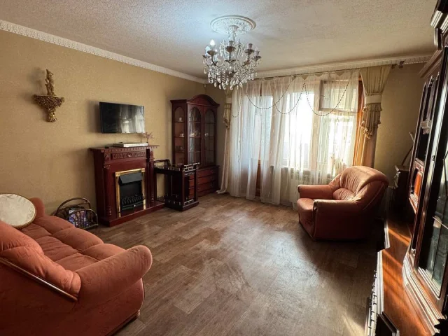 Фото: Продам 3-комн квартиру