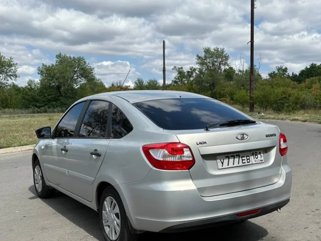 Фото: Марка автомобиля: Лада Гранта Лифтбек