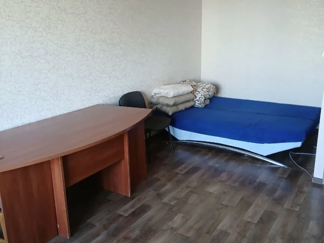 Фото: Сдаётся 1к квартира 5/9 этаж по улице Олимпийская, Восточный. В квартире имеется вся мебель и техника для проживания! Це