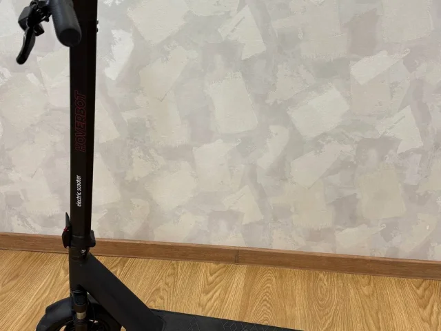 Фото: Продам электросамокат Hoverbot gt-01pro