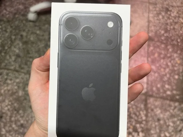 Фото: iPhone 18 Pro 256GB Black eSIM