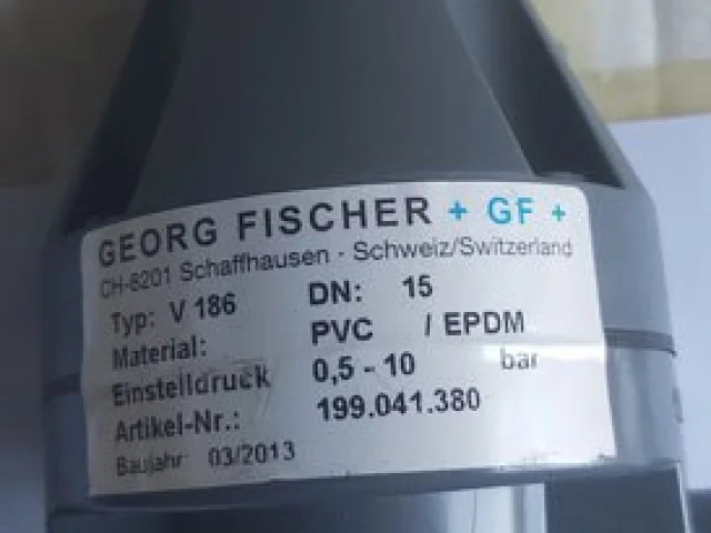 Фото: Клапан понижения давления +GF+, PVC/EPDM, ТИП V 186, DN15)