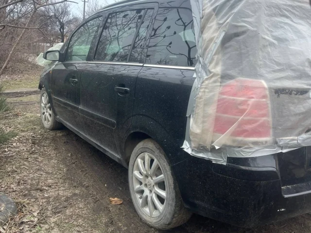 Фото: Opel Zafira B в разборе модель двигателя Z16XEP мотор после полного кап ремонта, кому что надо по машине звоните спрашив