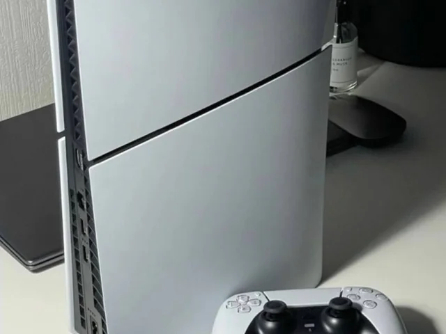Фото: Продам PlayStation 5 Slim 1TB