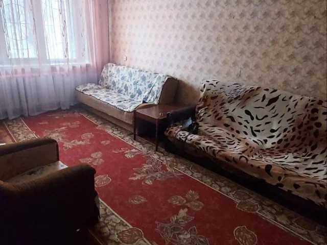 Фото: ПРОДАМ КВАРТИРТУ в Мелитополе, 1 комнатная квартира на микрорайоне, район Елена (возле скверика), 1этаж/5 этажного, евро