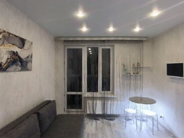 Фото: Сдаю однокомнатную квартиру 40.0 м² этаж 2/9 Киевский район, Донецк Сити, пешая доступность к Шахтерской площади, центр 