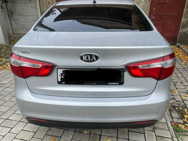 Фото: Продам KIA rio я хозяин 2013 года выпуска. Машинка в хорошем и ухоженном состоянии. За машину не стыдно. Пробег. 152.000
