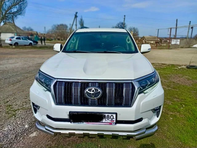 Фото: Toyota Land Cruiser Prado