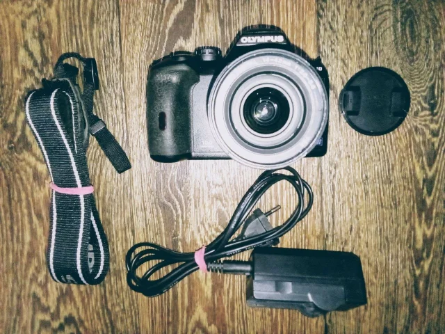 Фото: Продам зеркальный фотоаппарат OLYMPUS E510 в отличном состоянии. Город Луганск