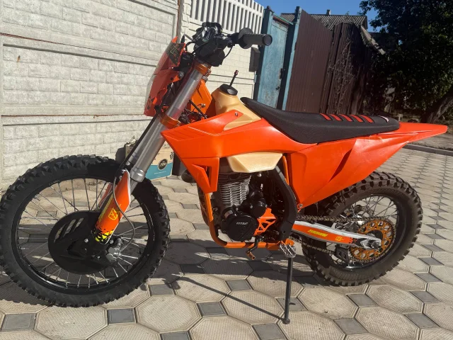 Фото: Продам:ZUUMAV K6R