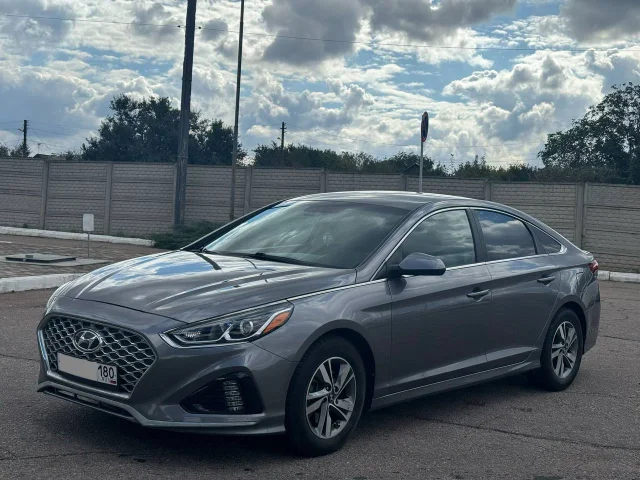 Фото: Продам Hyundai Sonata LF (рестайлинг) 2018 г.в. в очень красивом и эффектном цвете, на редком светлом салоне. Идеальное