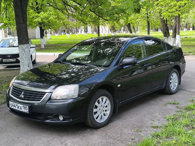 Фото: ! Автомобиль в хорошем состоянии по самому низу рынка !