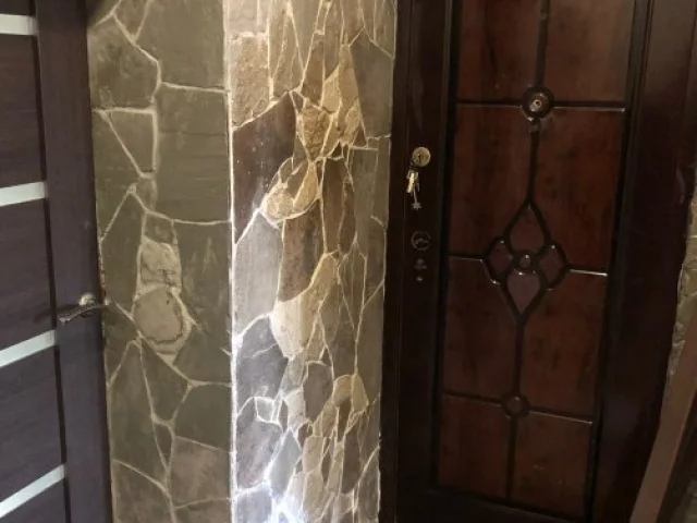 Фото: Продам 2-х комнатную квартиру в Макеевке, пос. Ленина.