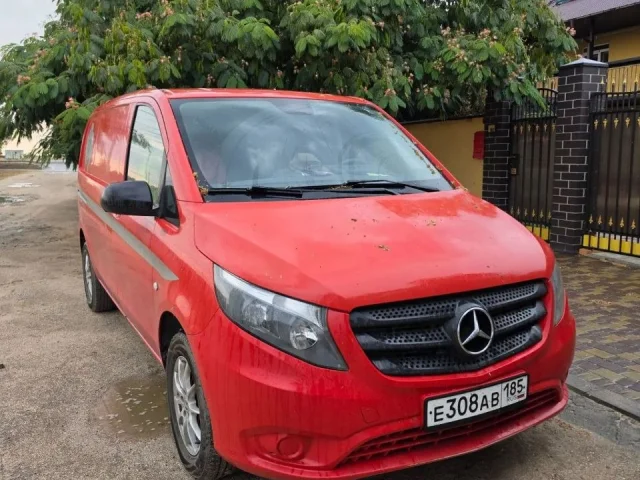 Фото: Продам Мерседес Вито 109 грузовой, 2015 года, пробег 320. Я хозяин. Автомобиль всегда обслужен по регламенту. На последн