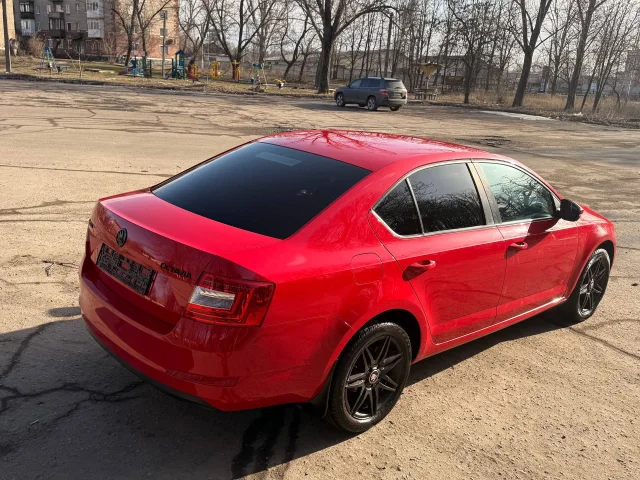 Фото: Skoda Octavia 1.6 МЕХАНИКА