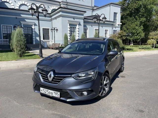 Фото: Renault Megane 2018 год