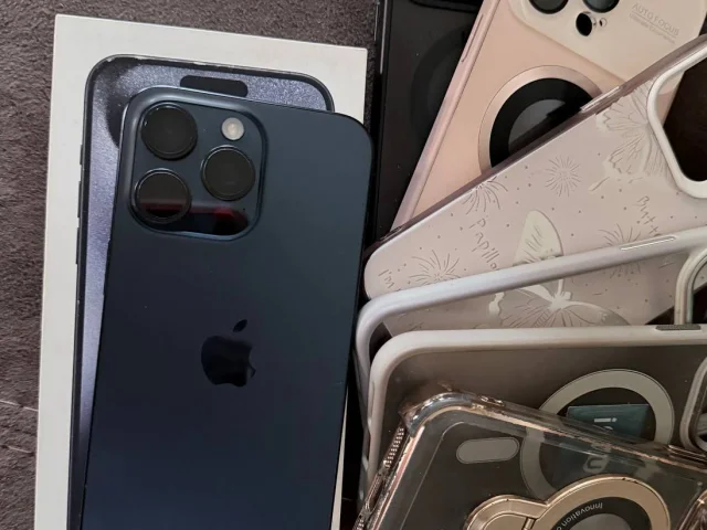 Фото: Продаю iPhone 15 Pro Max в идеальном состоянии — без царапин и каких‑либо дефектов. Устройство бережно эксплуатировалось