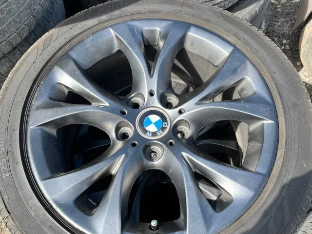 Фото: Продам диски BMW X3 оригинал,свежепокрашенныпорошковой краской, ровные
