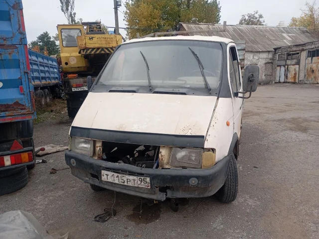 Фото: Здравствуйте продаю газель и Волгу за две прошу 150 к торг продаю иза срочности строчно нужны деньги застучали двигателя