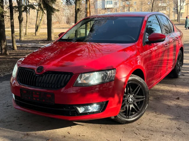 Фото: Skoda Octavia 1.6 МЕХАНИКА