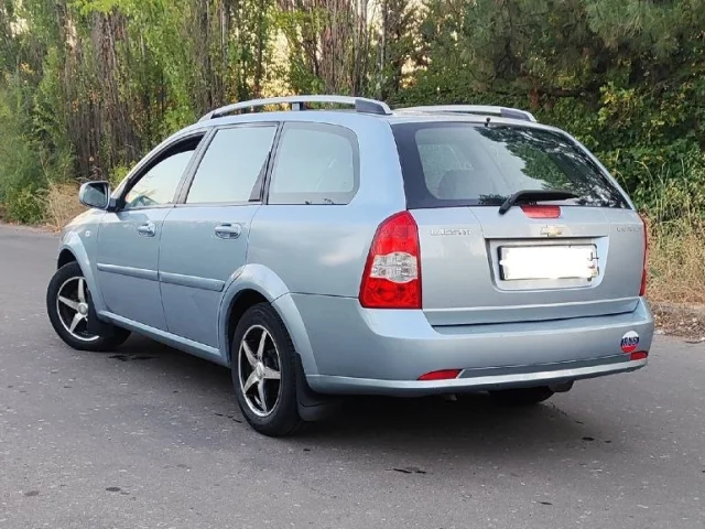 Фото: Продам автомобиль Chevrolet Lacetti, 2010 года выпуска, в кузове универсал с двигателем 1.6 литра и механической коробко