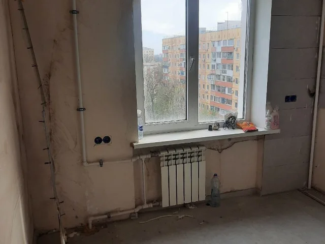 Фото: Продажа 1ккв в ЦЕНТРЕ города, ор-р магазин "Жигули"  8/9, общая площадь 30,5м, жилая - 16,5, кухня - 7,7м. Квартира нахо