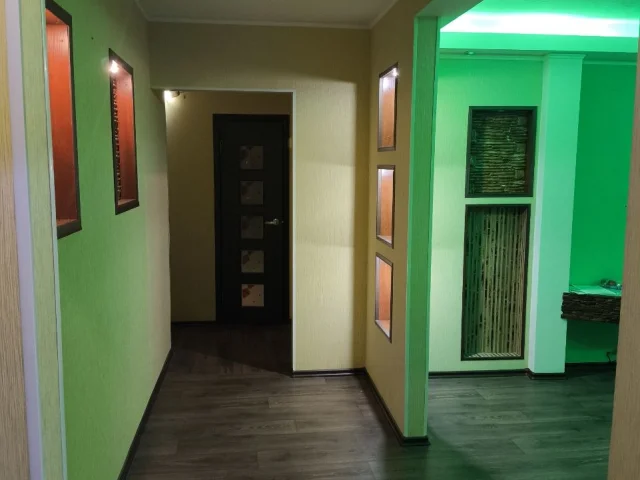 Фото: Продается 3-комнатная квартира в престижном районе Луганска — квартал Степной!