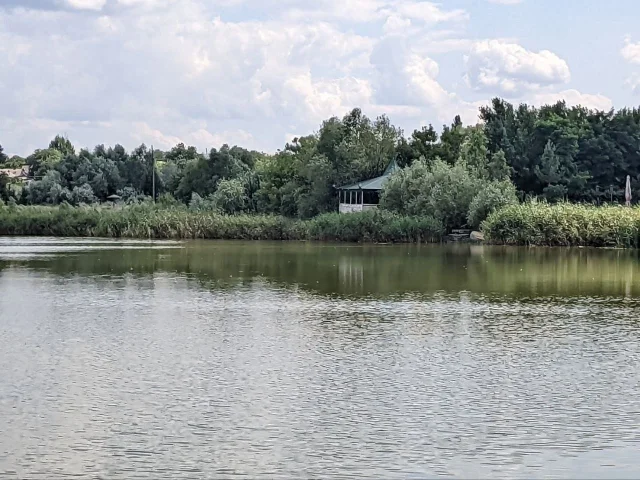 Фото: 🌴🌴🌴СРОЧНО ПРОДАМ БАЗУ ОТДЫХА‼ , ГОСТИНИЧНЫЙ КОМПЛЕКС В г. ЕНАКИЕВО‼