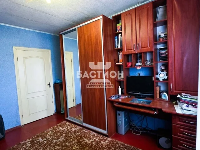 Фото: 4,6 млн! Продам 2 комнатную квартиру В Луганске кв.Заречный с официальным разрешением на установку автономного отопления