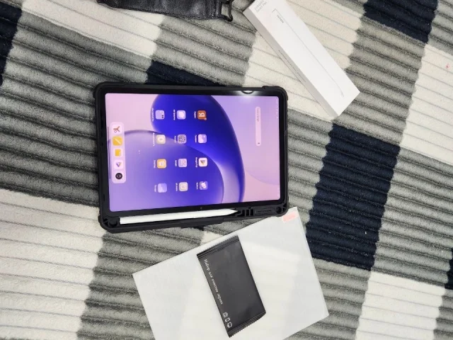 Фото: Продам планшет xiaomi mi pad 6, приобретался для работы с графическими проектами но не прегодился,лежит без дела!Состоян