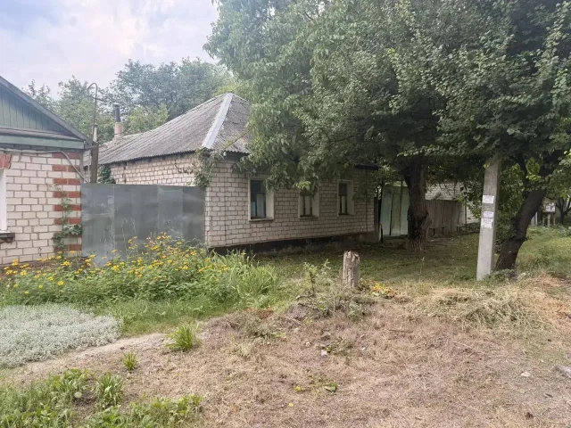 Фото: Продам дом в Луганске, ул. Уральская (Малая Вергунка). Площадь 64 кв. м