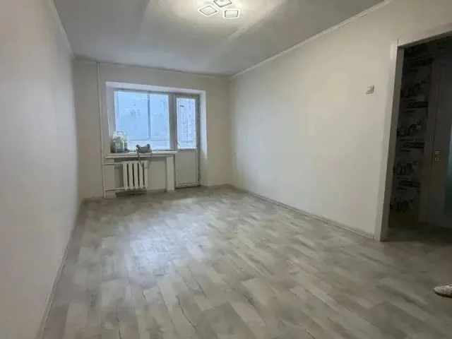 Фото: Продажа 1-комнатной квартиры в Ворошиловском районе