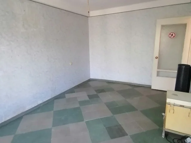 Фото: Продам 1 ком кв-ру по ул. 40 лет Украины 72 (Калиновка). 5/5 не угловая, жилое состояние. Крыша перекрывалась в этом год
