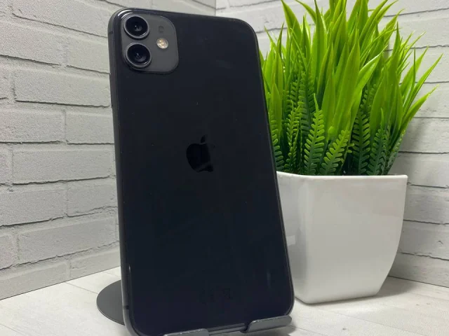 Фото: iPhone 11 на 128гб